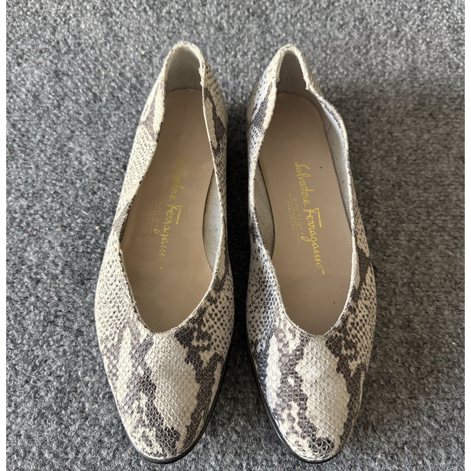Vtg Salvatore Ferragamo Snake Print Leather Slip-On Flats Women's 7 B Comfort